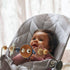 Babybjörn: Блажен венчелистче за юрган бебе