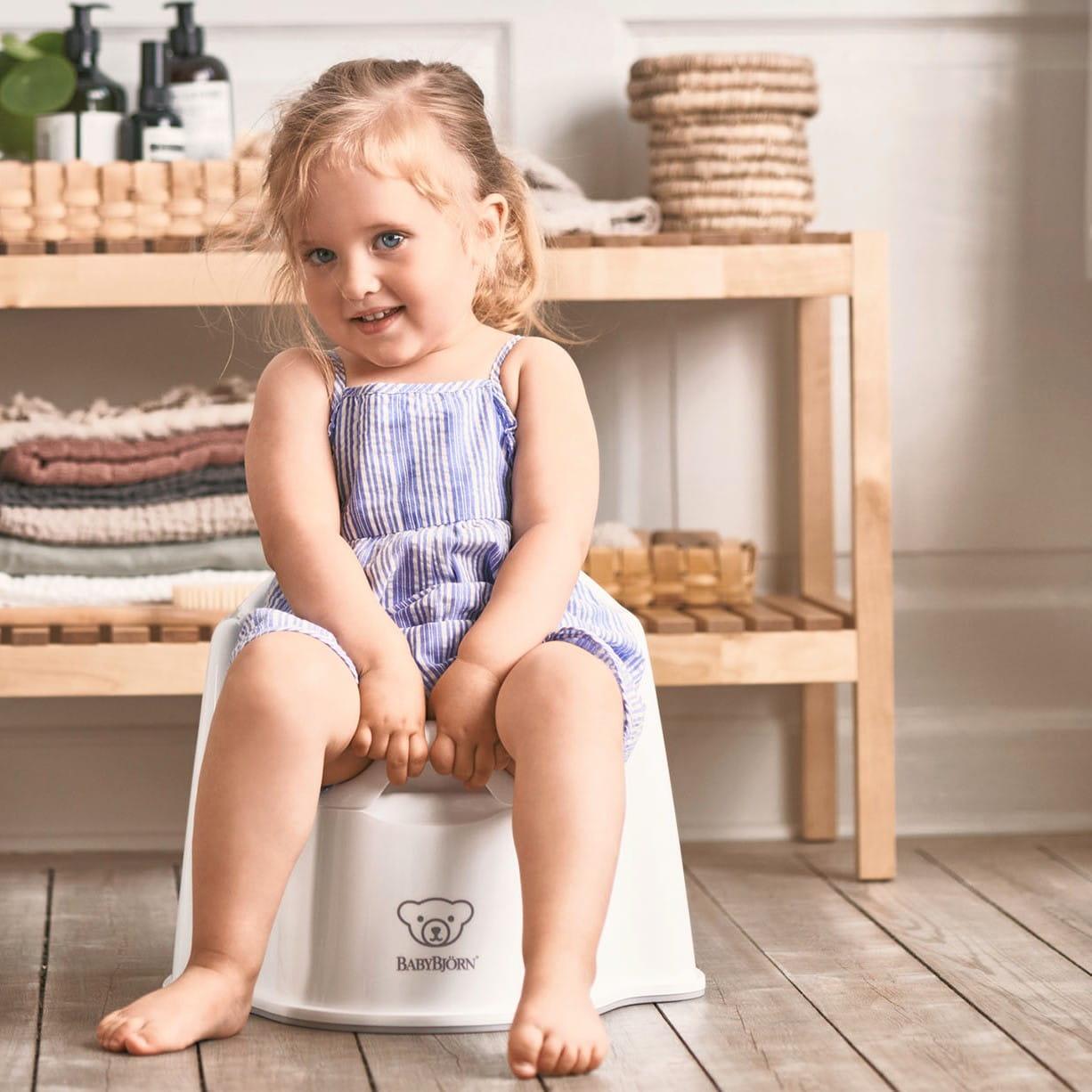 BabyBjörn: Potty Chair potty with backrest