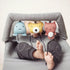 Babybjörn: minkštų draugų recliner žaislas
