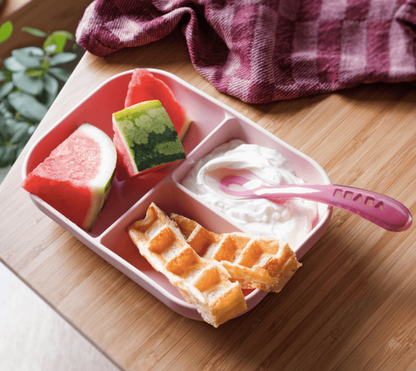 Béaba: silicone tripartite plate with suction cup and spoon