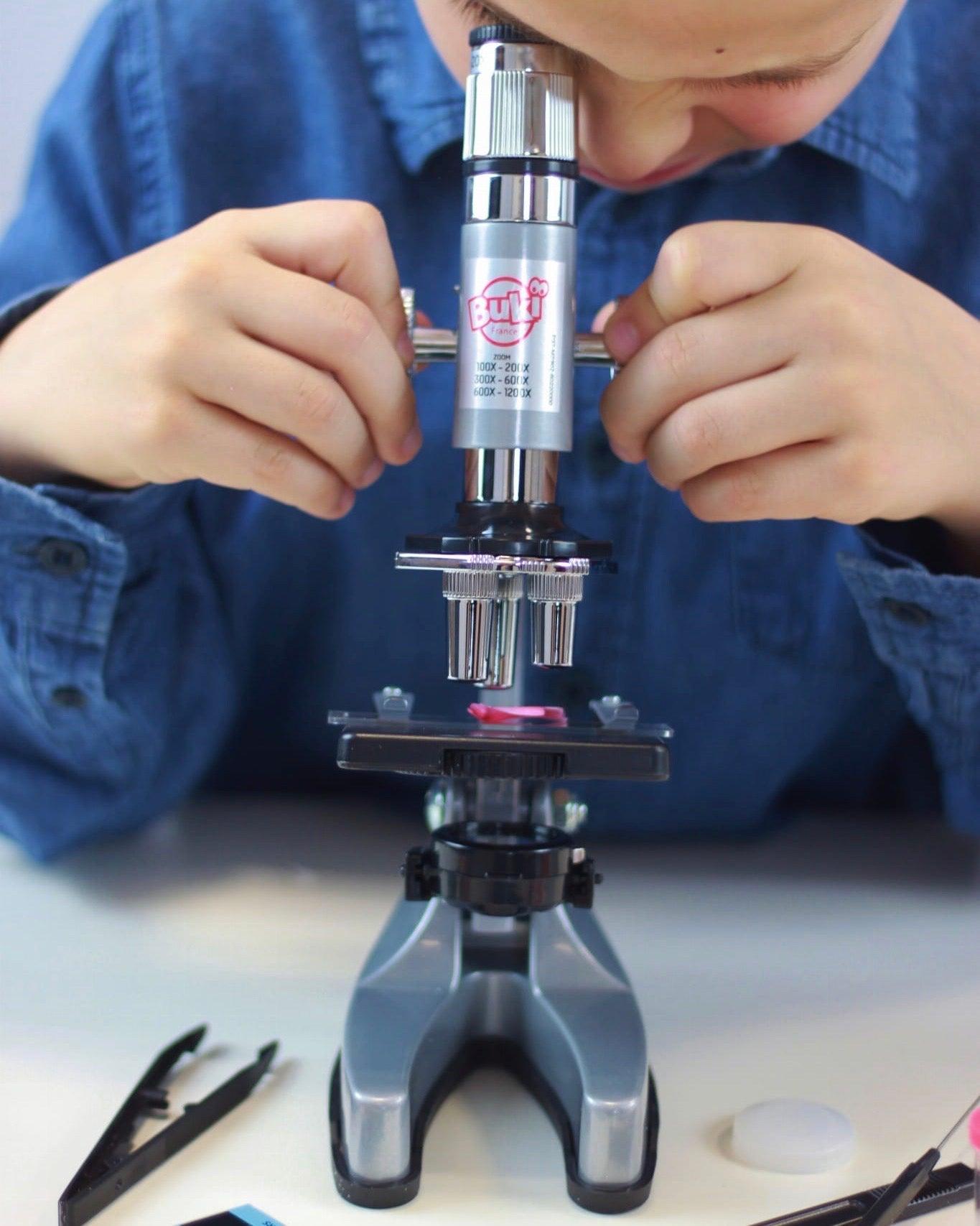 Буки: микроскоп 30 експеримента