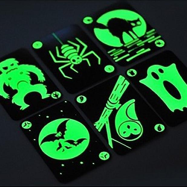 Djeco: Mistiboo glow-in-the-dark card game! - Kidealo