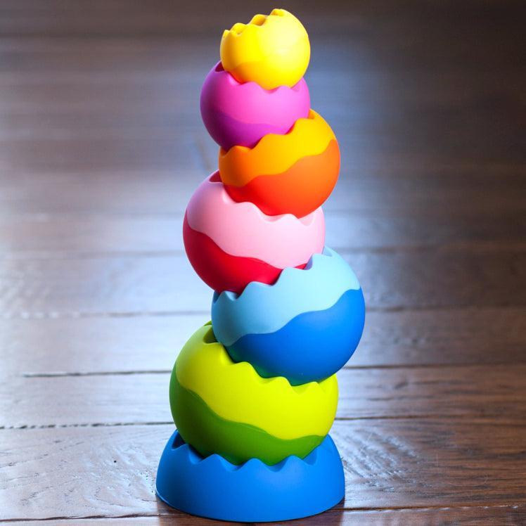 Fat Brain Toys: Tobbles Neo pyramid - Kidealo