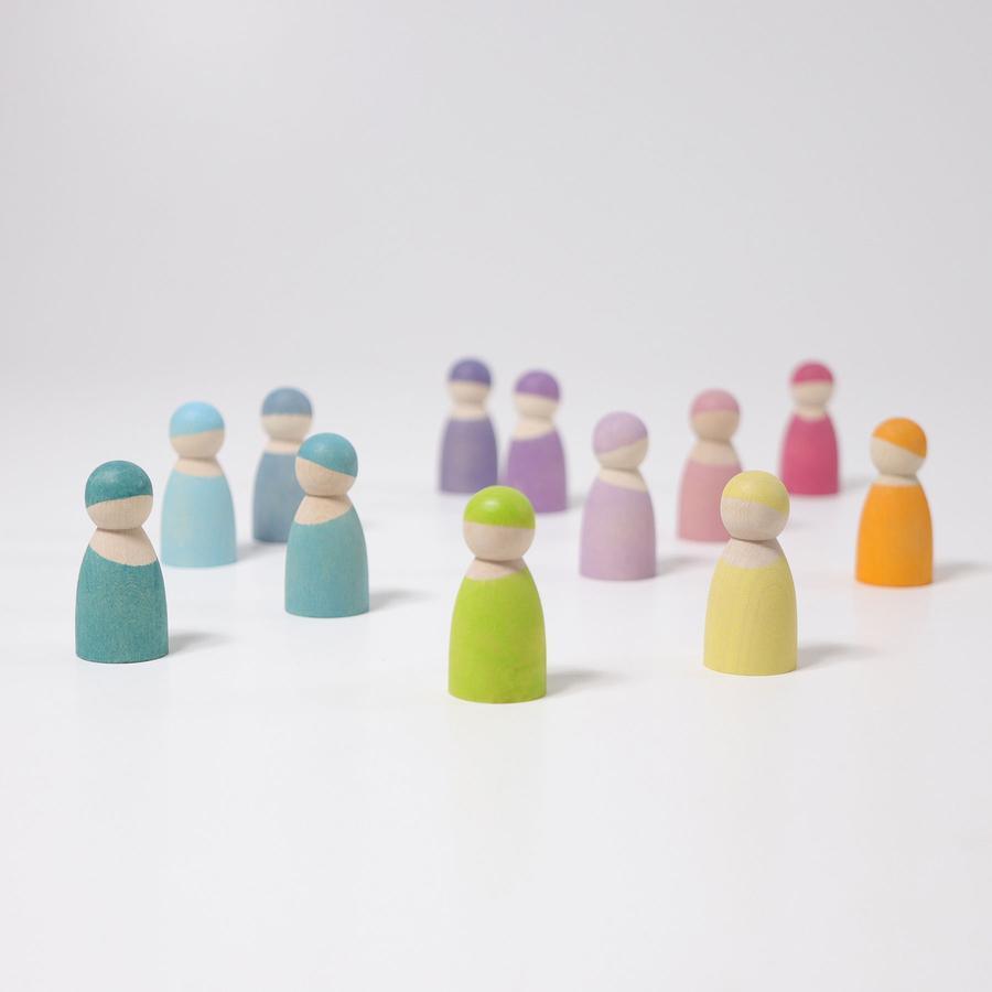 Grimm's: 12 Pastel People figurines - Kidealo