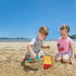 Hape: smėlio žaislų mūrininkas