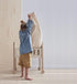 Otroški koncept: lesena jaslica za lutke