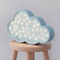 Piccole luci: nuvole lampada blu cielo