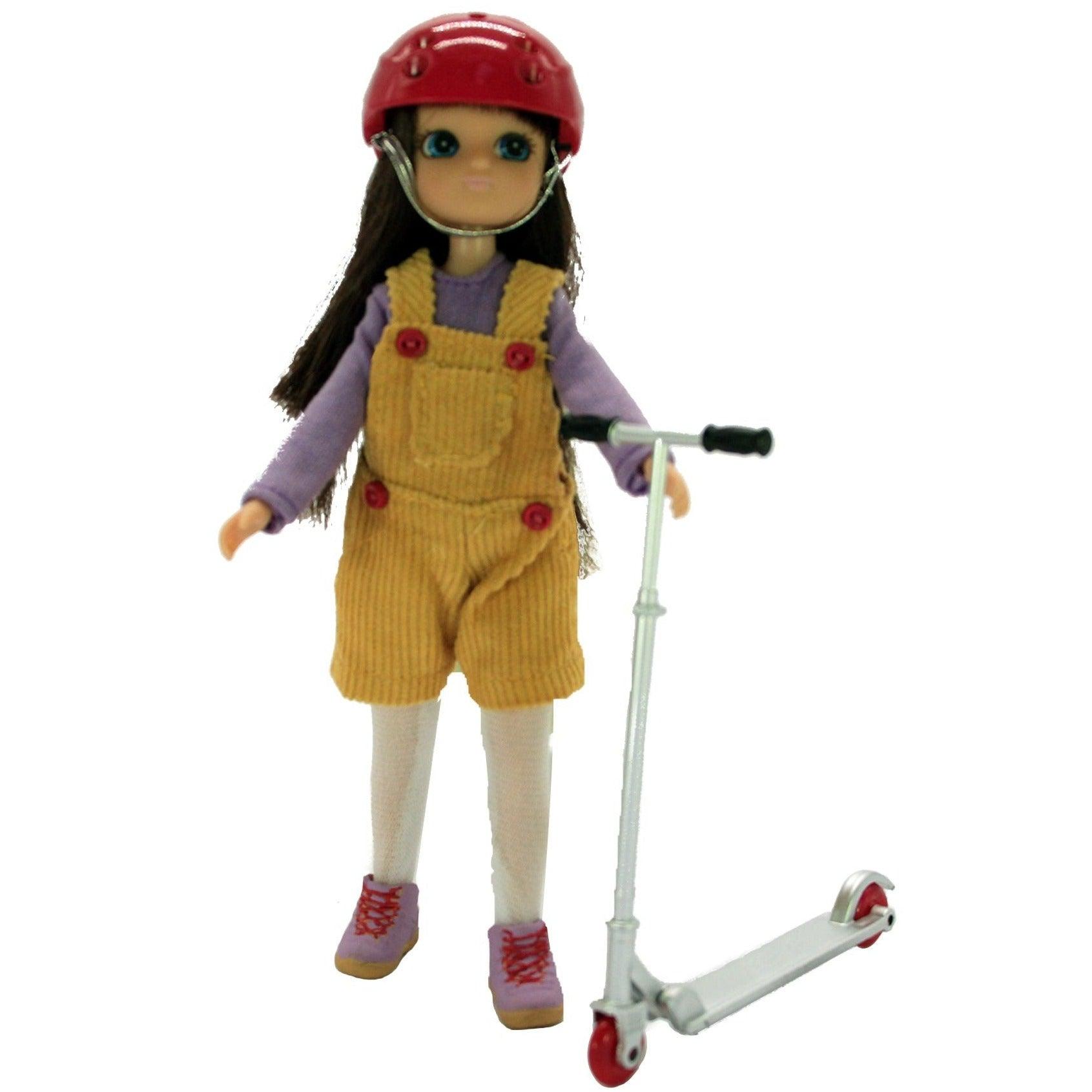 Lottie: Skootteri tyttö nukke skootterilla