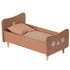 Maileg: Mini cama de madera rosa