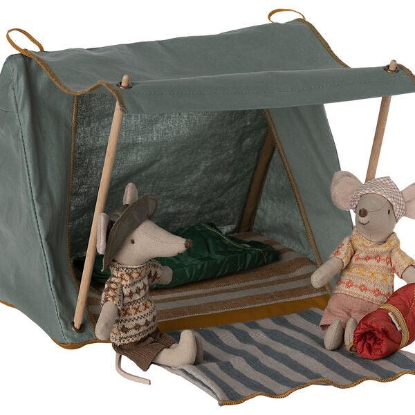 Maileg: laimīga kemperu telts pelēm