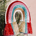 Meri Meri: Ziemassvētku eglīšu rotājumu mirdzums varavīksne