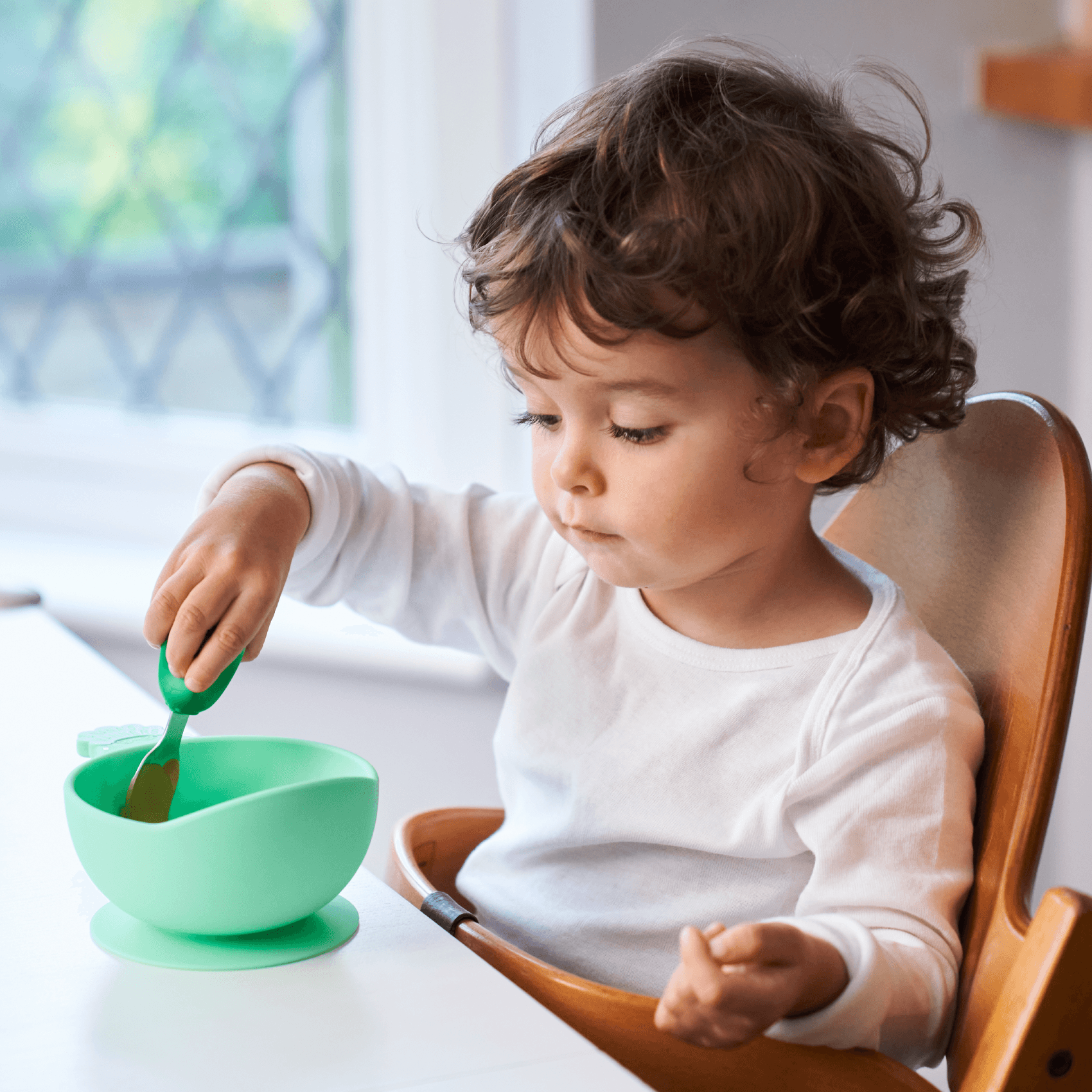 Nana's Manners: silicone bowl with suction cup and handle