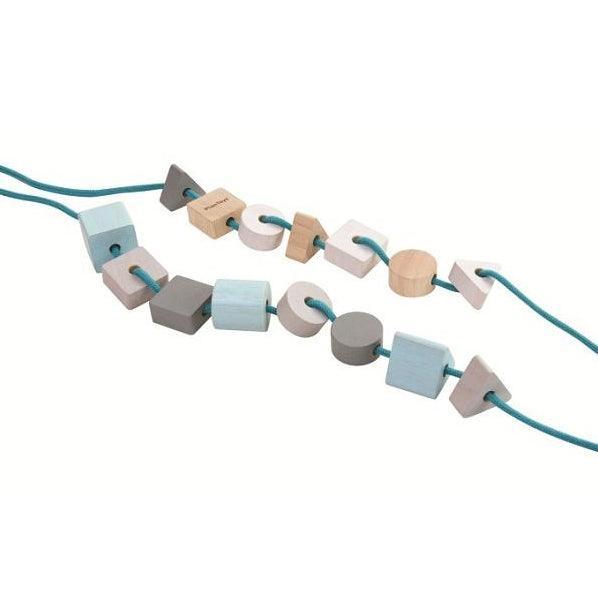 PlanToys: Pastel Geo Lacing Beads threader - Kidealo