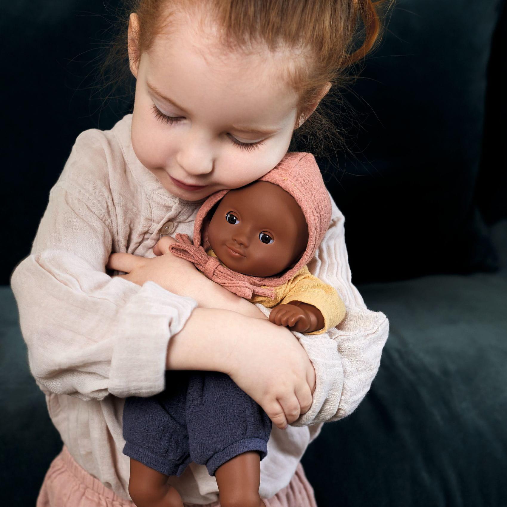 Pomea: Бебешка кукла Мимоза 32 см