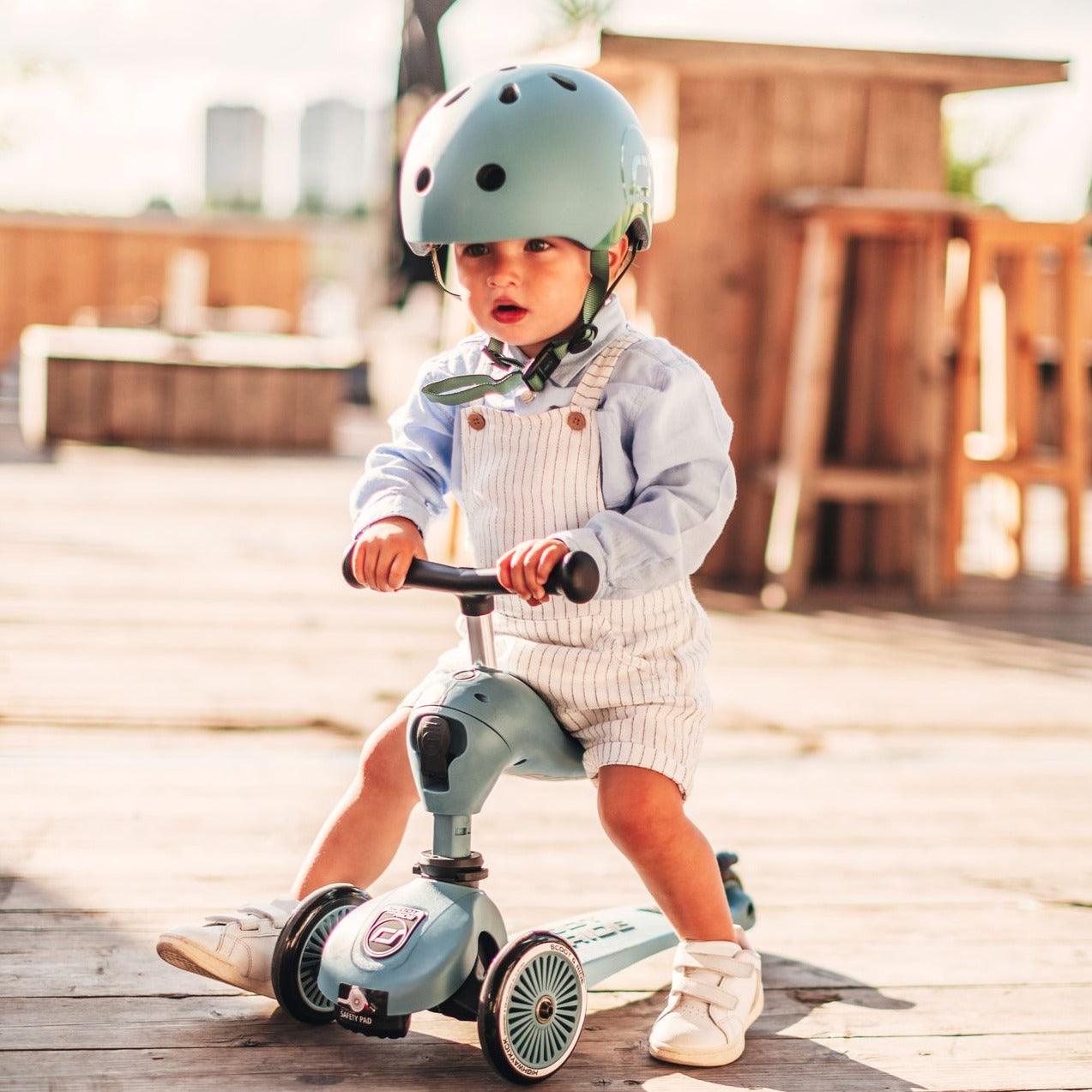Scoot & Ride: HighwayKick 2-i-1 Ride and Scooter 1-5 år gammal