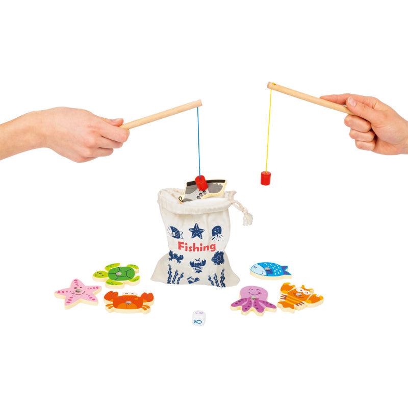 Small Foot: magnetic fishing rods Catching Fish Travel Game