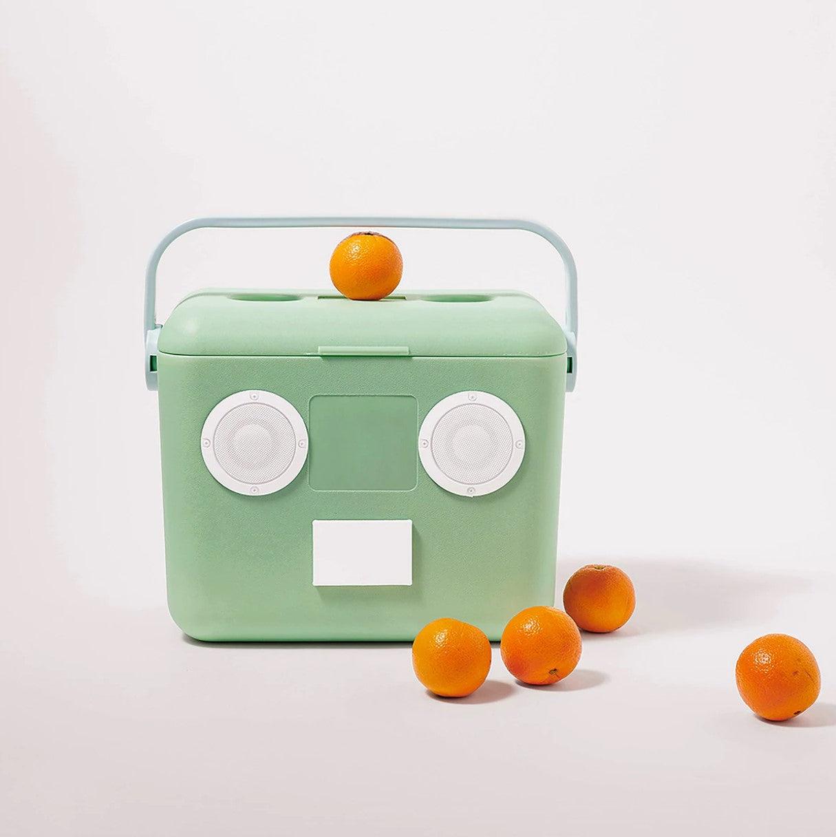 Sunnylife: cooling container with Mint speaker