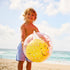 Sunnylife: 3d χαμόγελο φουσκωτή μπάλα στην παραλία