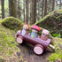 Nežne listne igrače: lesena gozdna kabina s figurami lese