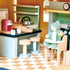 Tender Blattspielzeug: Holzpuppenhausmöbel Küche