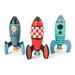 Maigas lapu rotaļlietas: koka kosmosa raķetes
