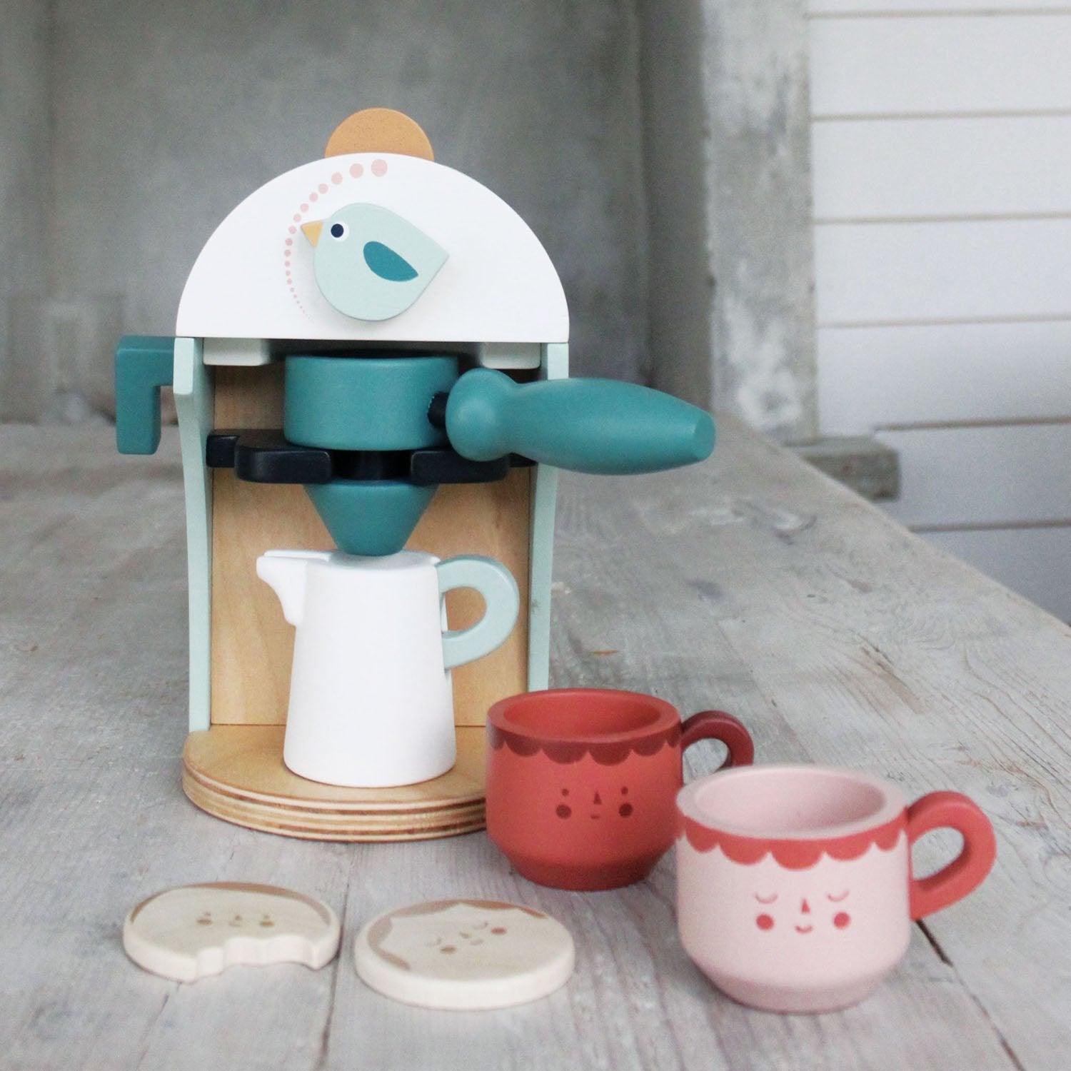 Nježne igračke od listova: babyccino proizvođač drvene aparat za kavu