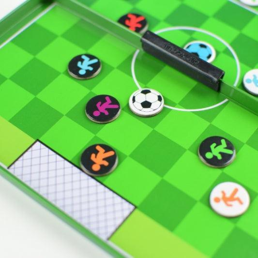 The Purple Cow: magnetic travel game Football - Kidealo