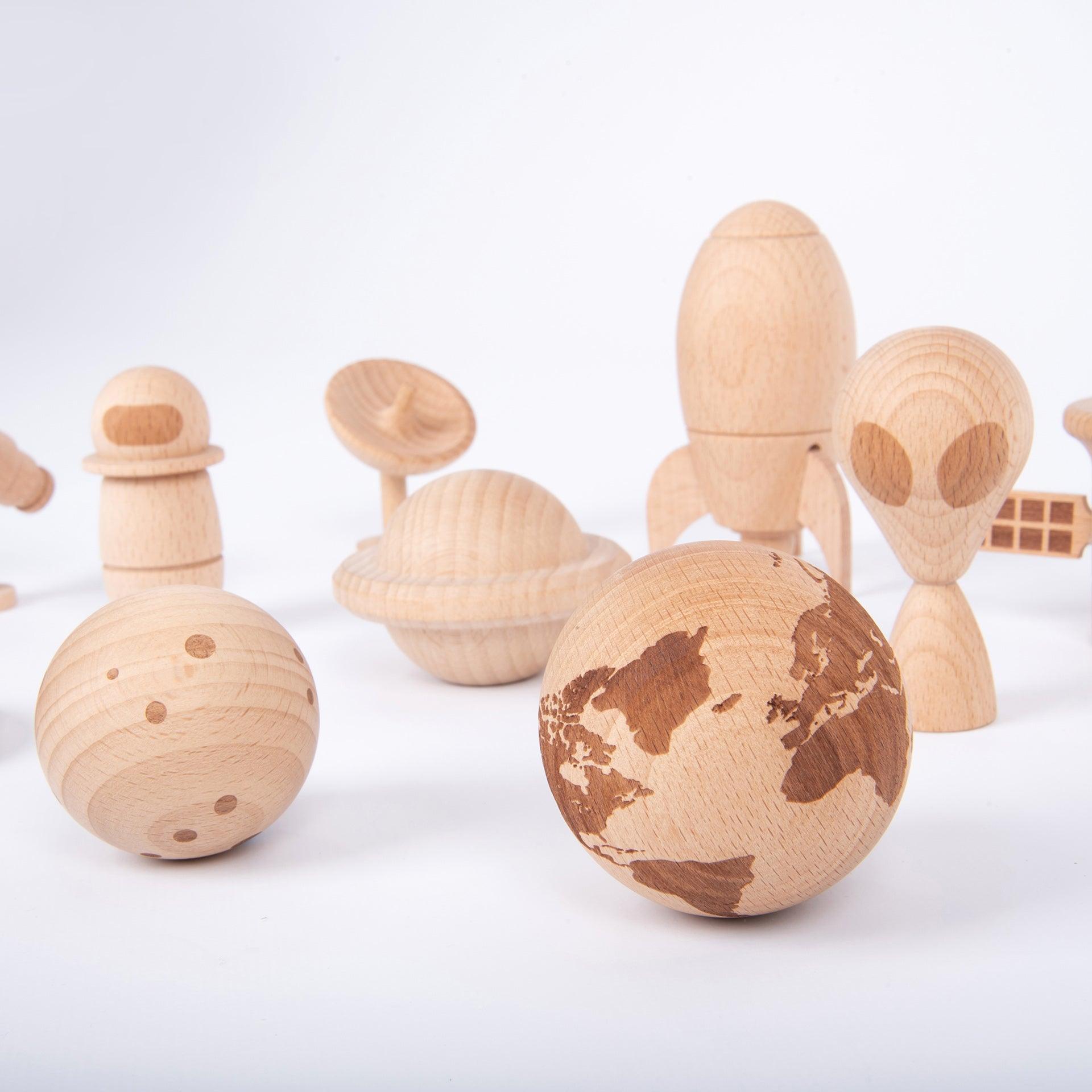 TickiT: Wooden Space Adventure дървени космически фигури 10 ел.