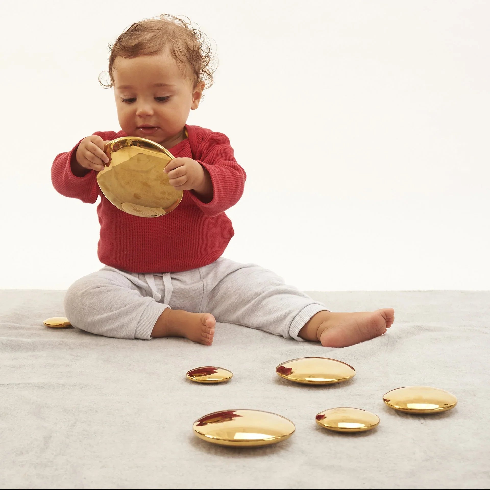 TickiT: gold sensory discs Sensory Reflective Gold Buttons 7 el.