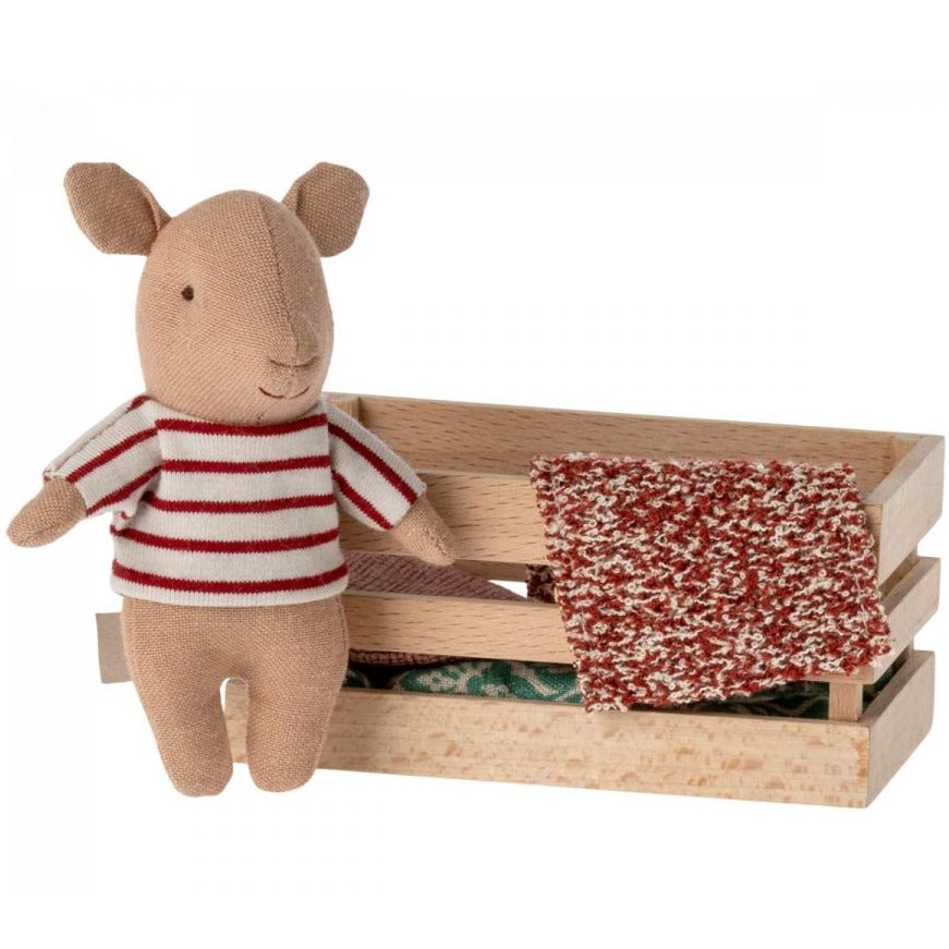 Maileg: Cuddly Pig en una caja bebé 11 cm